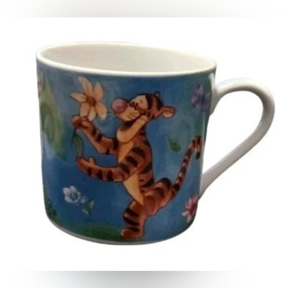 Simply Pooh Tigger Flowers Butterflies Spring Themed Mug NWOT